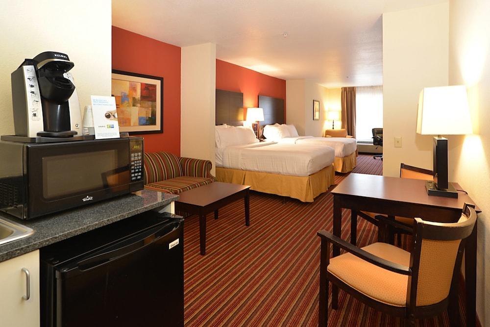 Express & - By Ihg Hotel The Villages