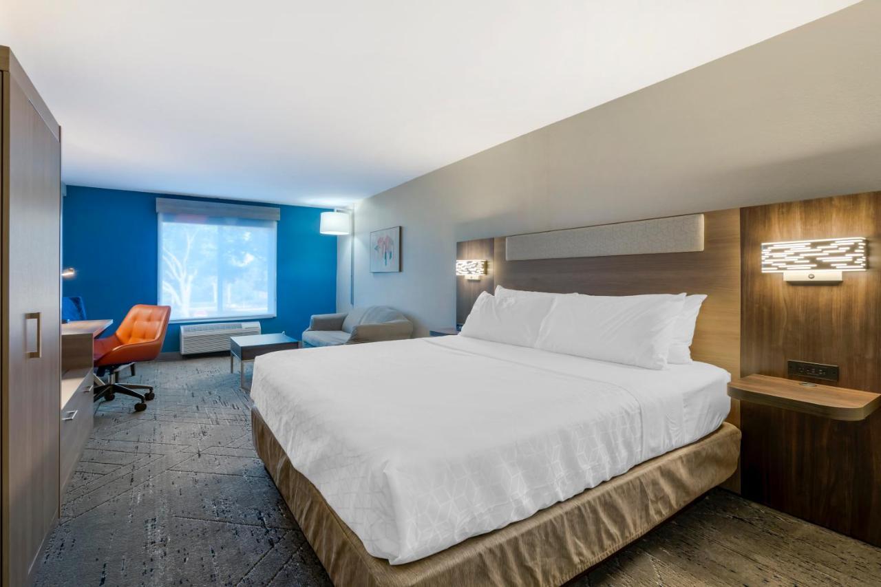 Hotel Express & - By Ihg