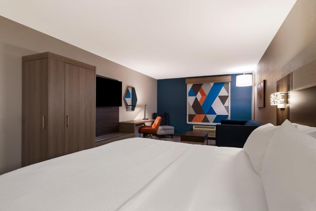 Express & - By Ihg Hotel The Villages