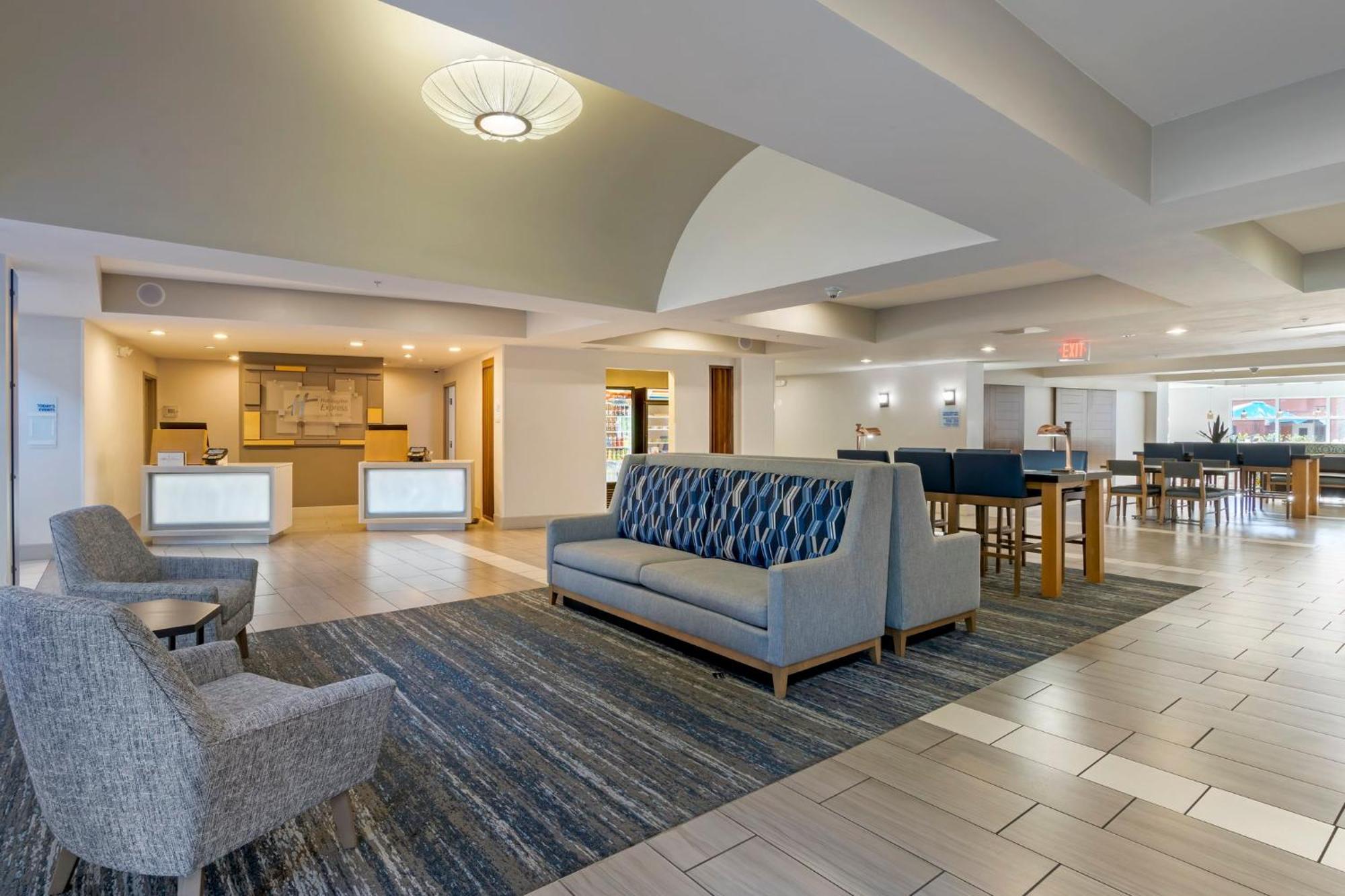 Hotel Express & - By Ihg 2*