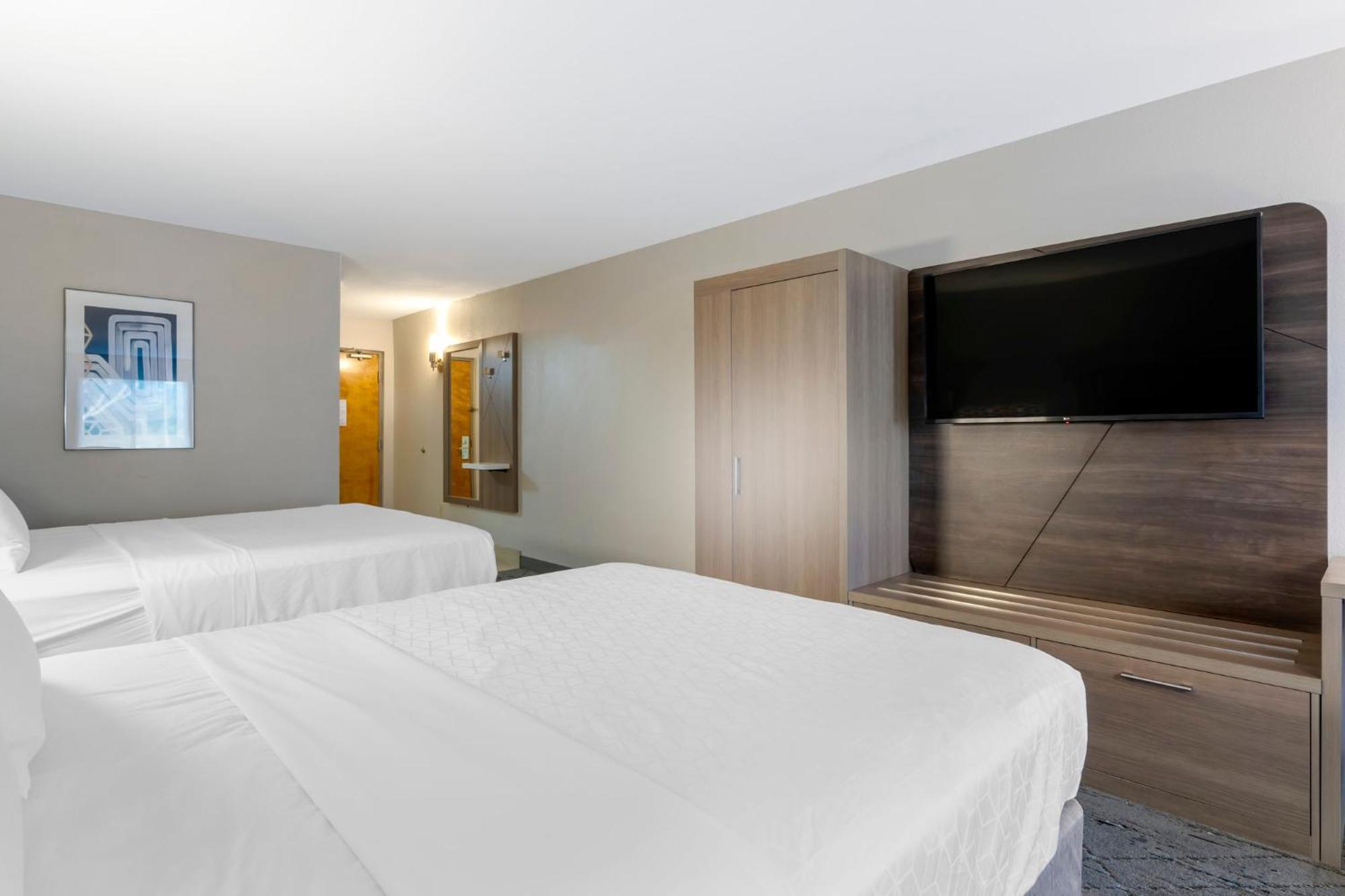 Express & - By Ihg