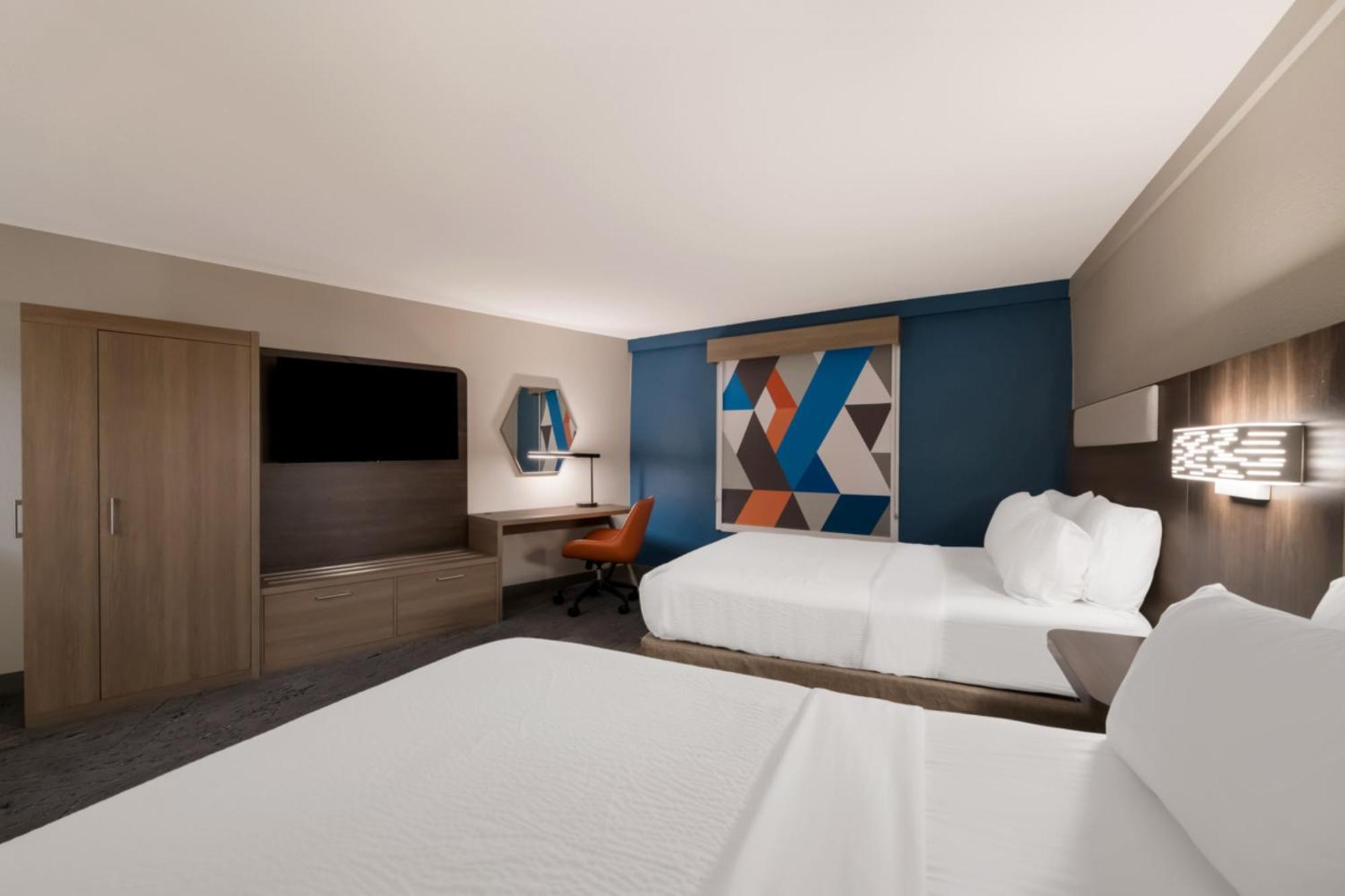 Express & - By Ihg 2* The Villages