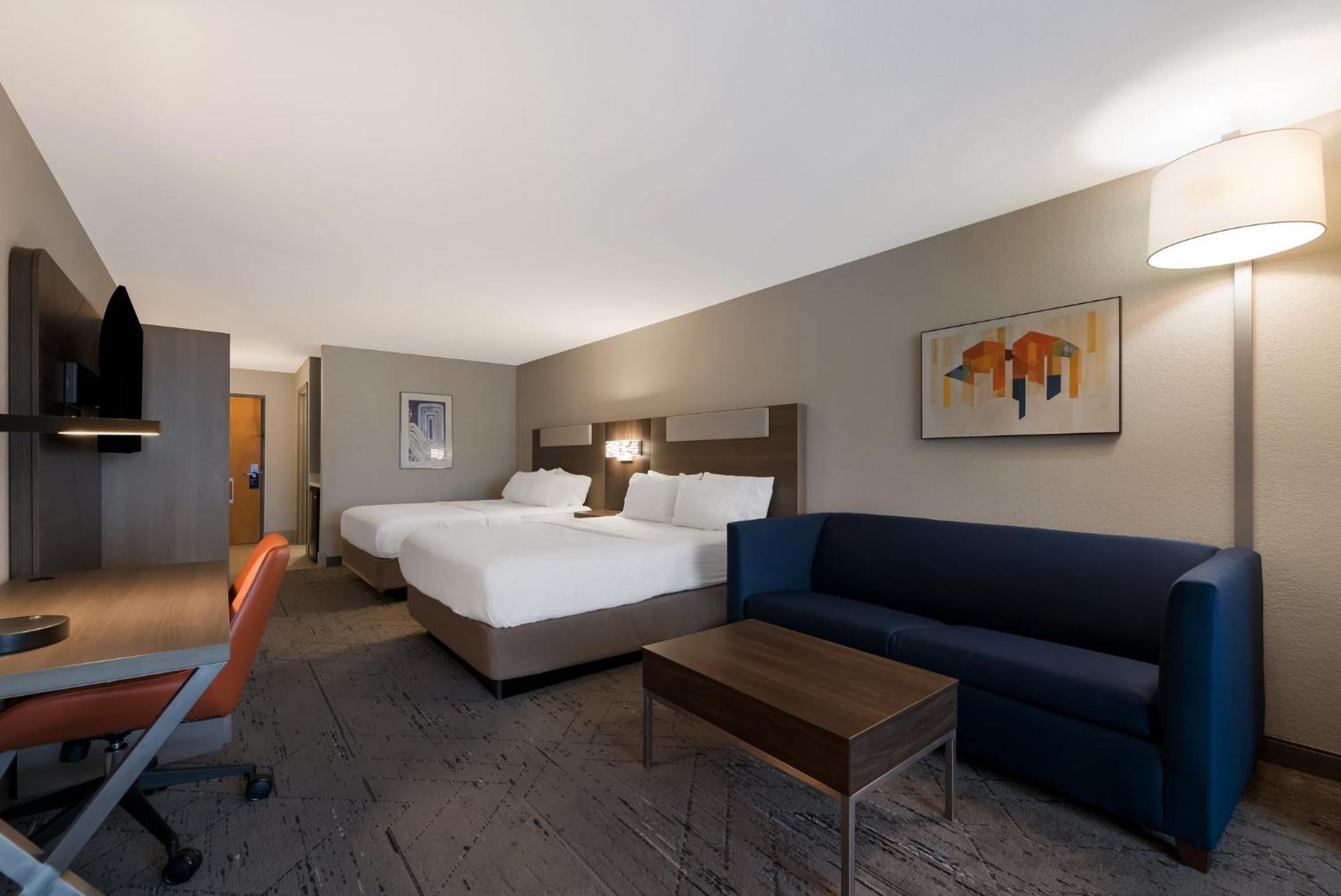 Express & - By Ihg 2*